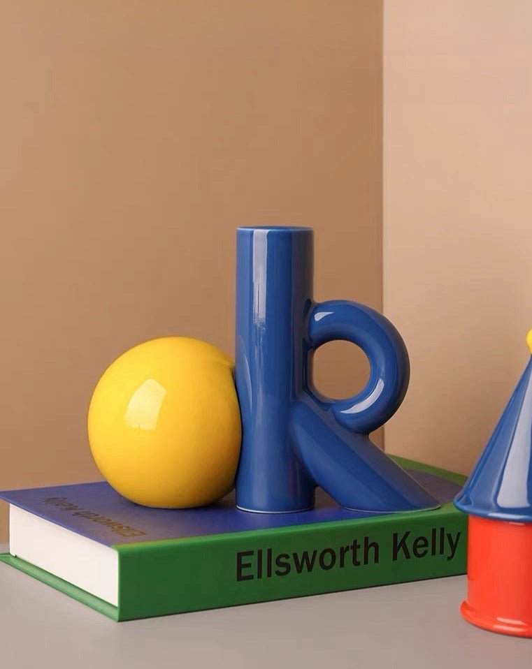 Keramik Vase „OK“ – Handgemachte Blumenvase | MANTHAUS